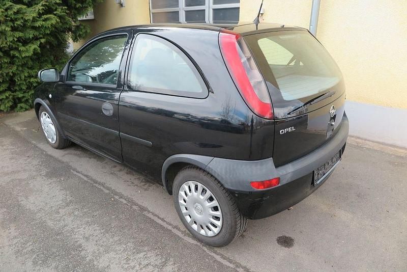 Gebraucht Opel Corsa Comfort 58 PS (42 kW) 2001 Schwarz Kleinwagen