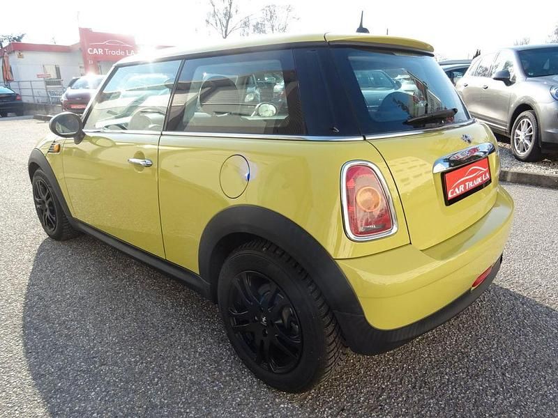 Gebraucht Mini ONE 75 PS (55 kW) 2010 Gelb Kleinwagen