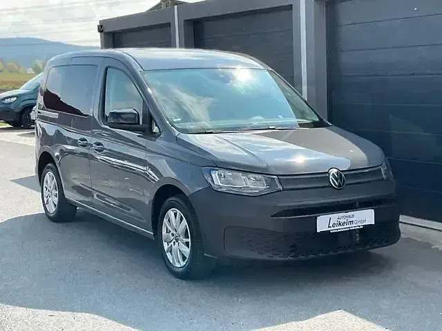Gebraucht VW Caddy 102 PS (75 kW) 2024 Grau Van / Kleinbus