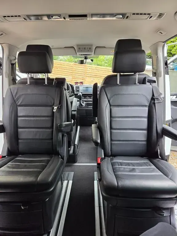 Gebraucht VW Multivan Highline 200 PS (147 kW) 2016 Weiß Van / Kleinbus
