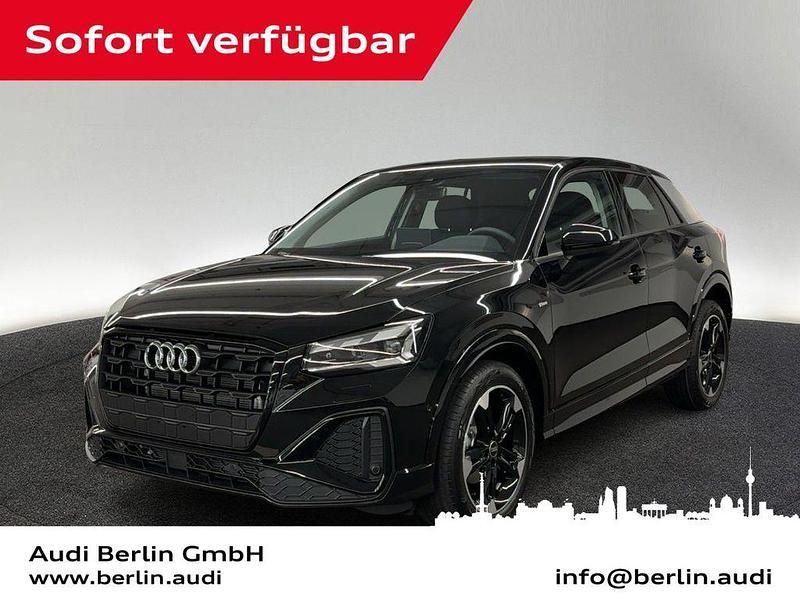 Mythosschwarz metallic Neu 2025 Audi Q2 S-Line SUV | 47.485 € - Bild 1/4
