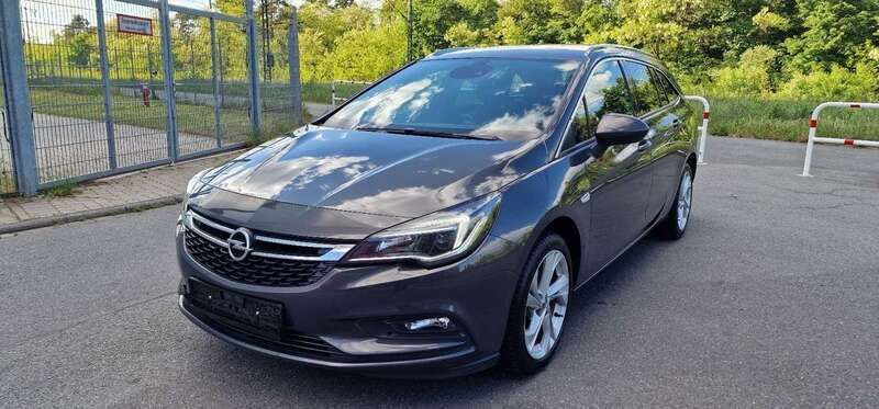 Grau Gebraucht 2016 Opel Astra Dynamic Kombi | 9.300 € (Guter Preis) - Bild 1/4