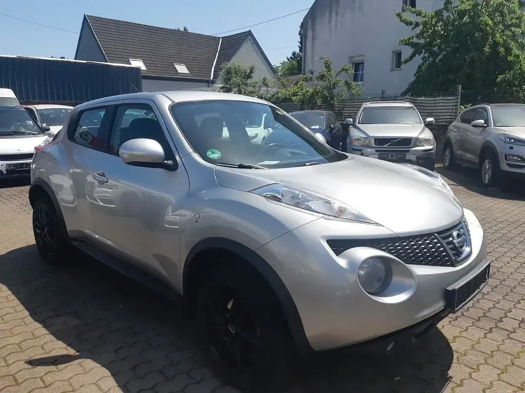 Gebraucht Nissan Juke Acenta 110 PS (80 kW) 2013 Silber SUV