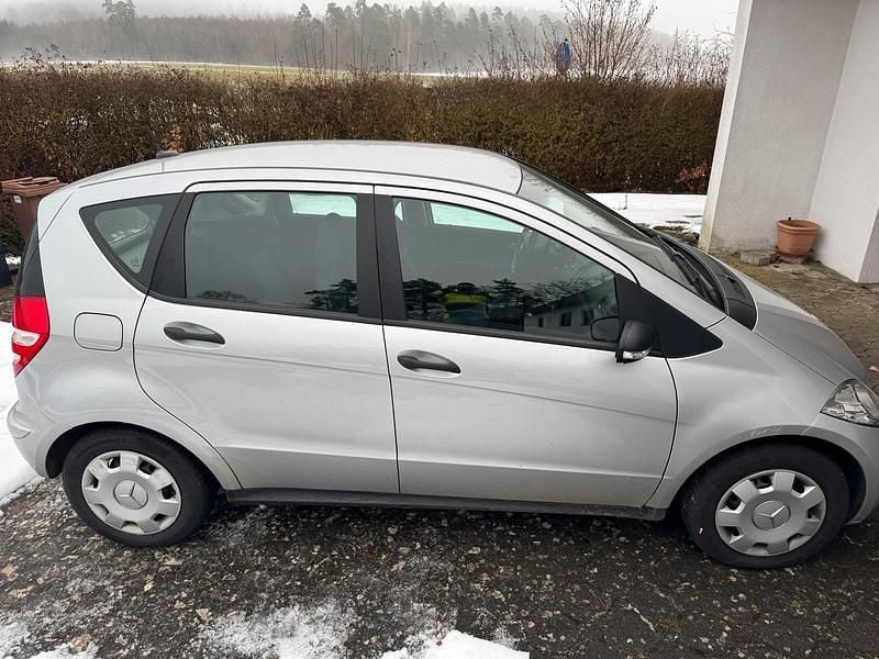 Gebraucht Mercedes A180 109 PS (80 kW) 2007 Grau Kleinwagen