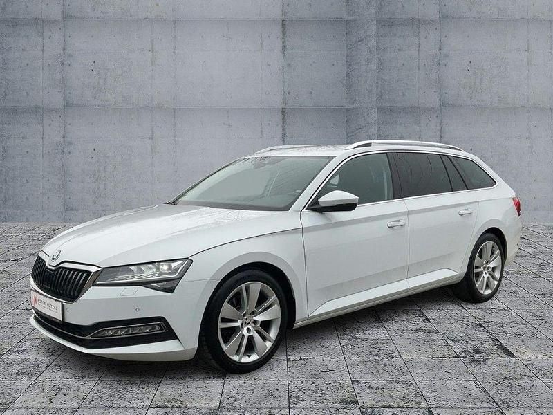 Gebraucht Skoda Superb Style 150 PS (110 kW) 2022 Weiß Kombi
