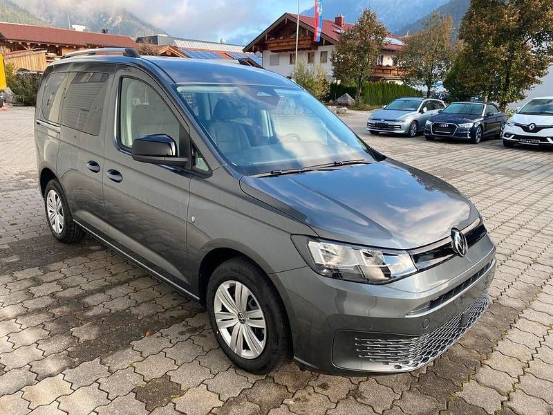 Grau Neu 2025 VW Caddy R Van / Kleinbus | 31.900 € (Superpreis) - Bild 1/4