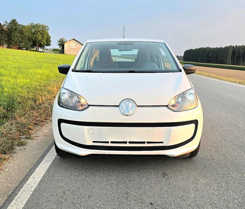 Second-hand VW up! 75 CP (55 kW) 2012 Alb Hatchback