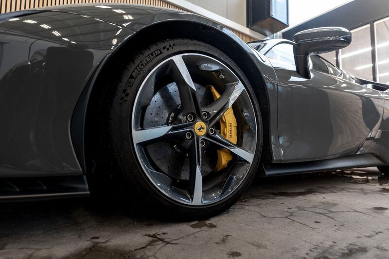 Gebraucht Ferrari SF90 2022 Grau