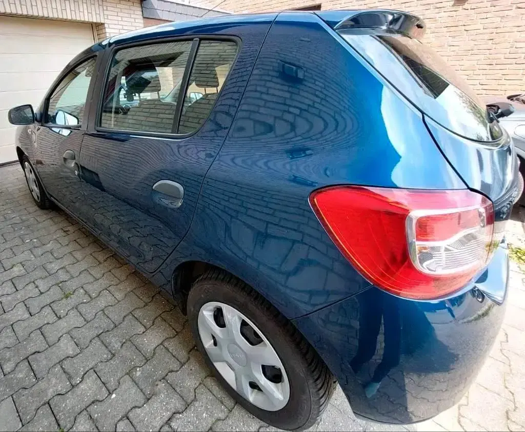 Gebraucht Dacia Sandero Ambiance 73 PS (53 kW) 2016 Blau Limousine