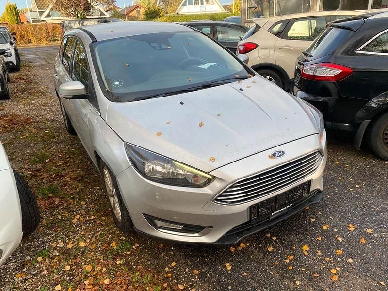 Gebraucht Ford Focus Titanium 150 PS (110 kW) 2018 Grau Limousine