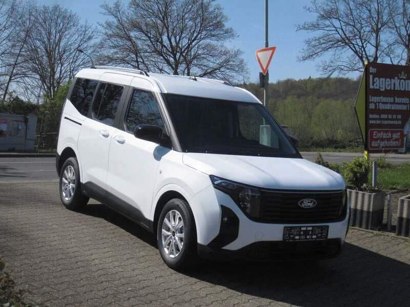 Frostweiß Neu 2024 Ford Tourneo Courier Titanium Van / Kleinbus | 27.490 € (Fairer Preis) - Bild 1/4