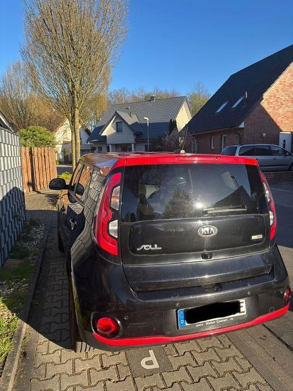 Gebraucht Kia Soul 80 kW (110 PS) 2017 Schwarz SUV