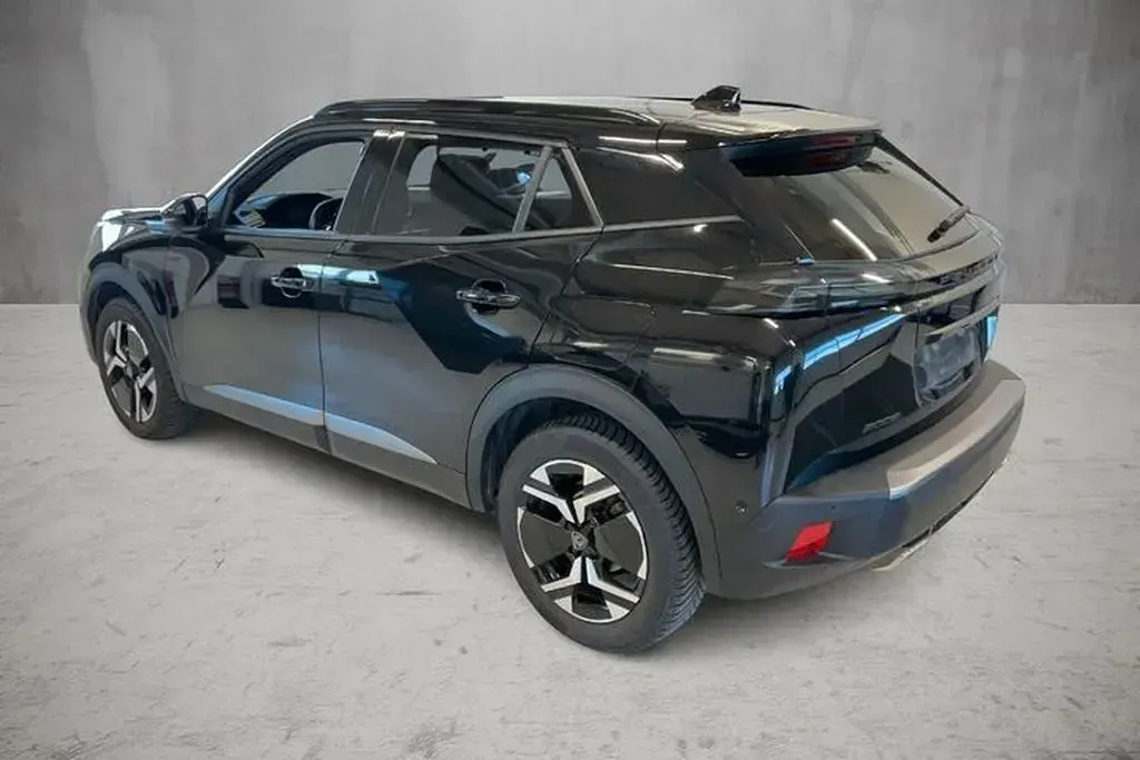 Gebraucht Peugeot 2008 Allure 131 PS (96 kW) 2024 Schwarz SUV