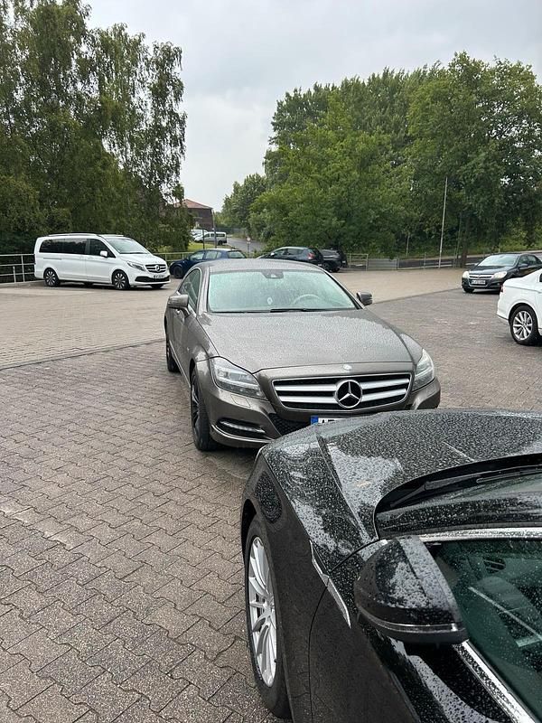 Beige Gebraucht 2011 Mercedes CLS350 Coupé | 13.500 € (Superpreis) - Bild 1/4