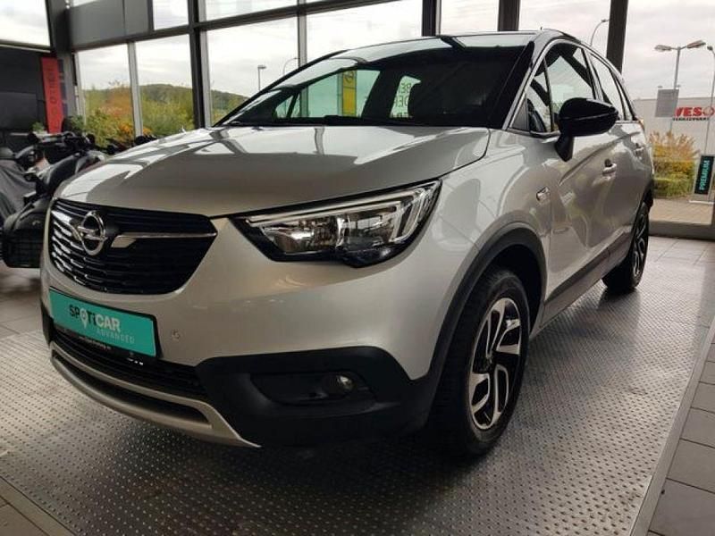 Argonsilber (metallic) Gebraucht 2018 Opel Crossland SUV | 13.950 € (Teuer) - Bild 1/4