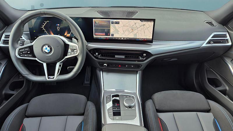 Gebraucht BMW 330 245 PS (180 kW) 2024 Grau Kombi