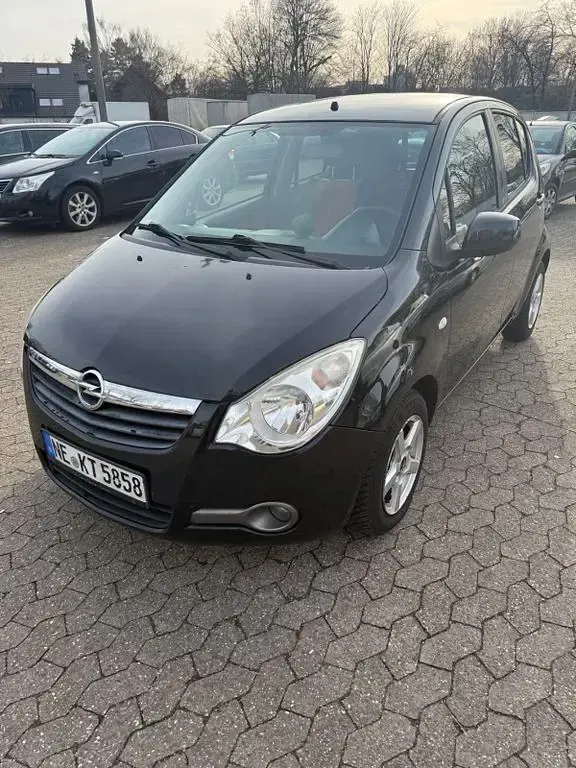 Gebraucht Opel Agila 86 PS (63 kW) 2008 Schwarz Kleinwagen