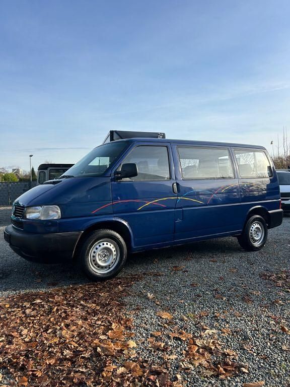 Gebraucht VW T4 77 PS (56 kW) 1996 Blau Van