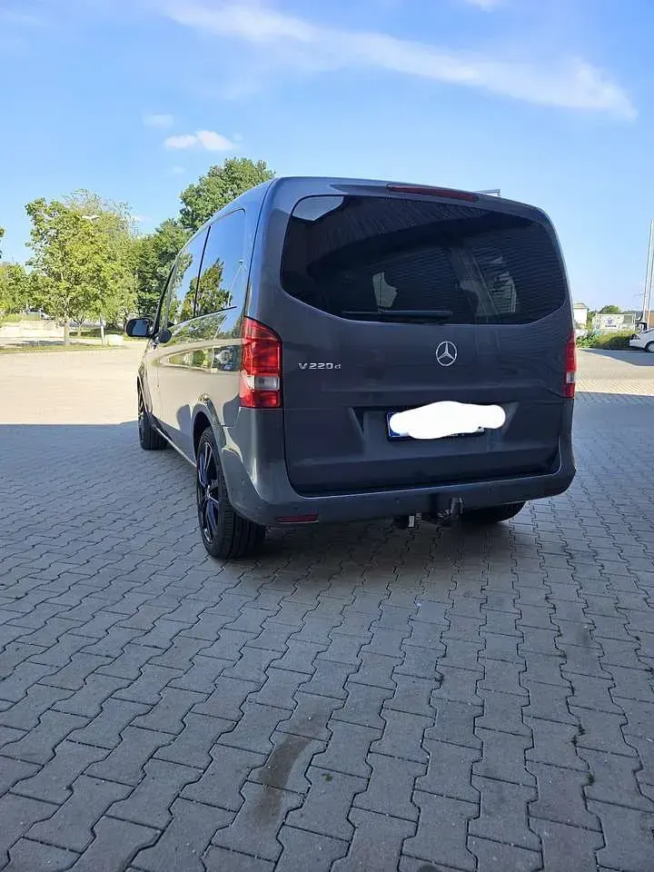 Gebraucht Mercedes V220 163 PS (119 kW) 2015 Van / Kleinbus