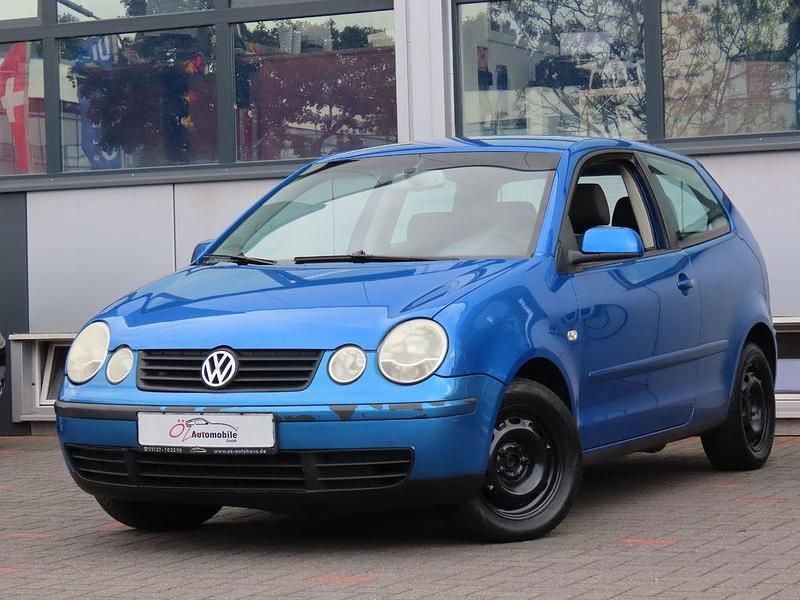 Gebraucht VW Polo 64 PS (47 kW) 2004 Blau Kleinwagen