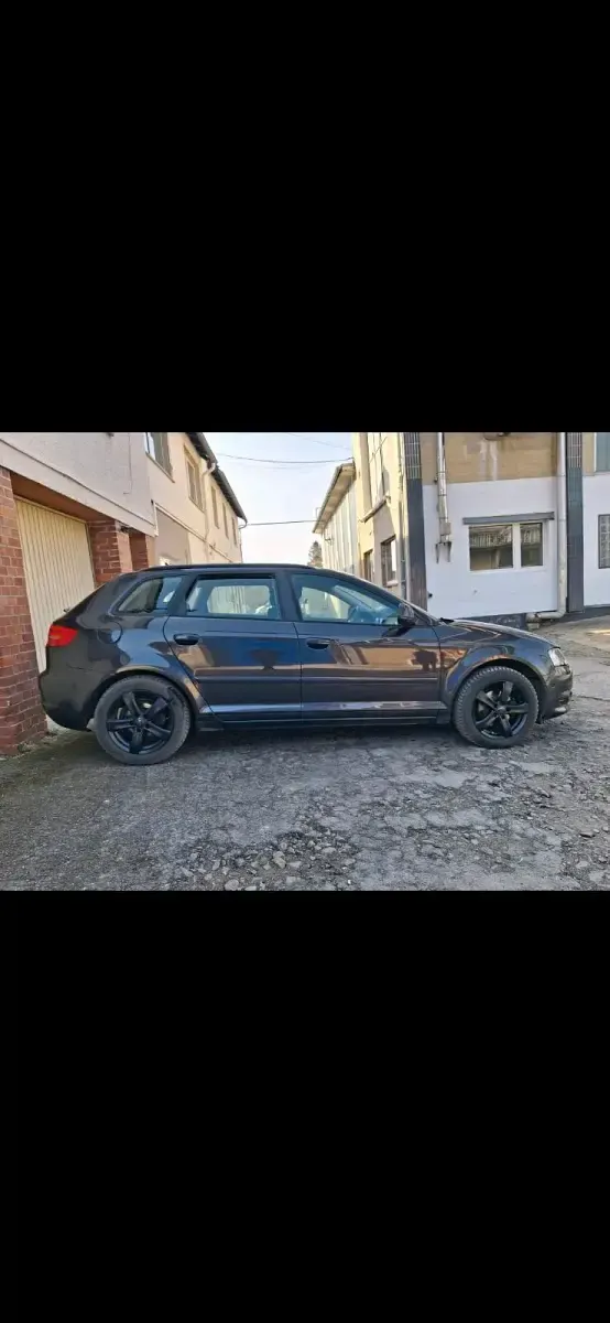 Używany Audi A3 2009 Czarny Hatchback