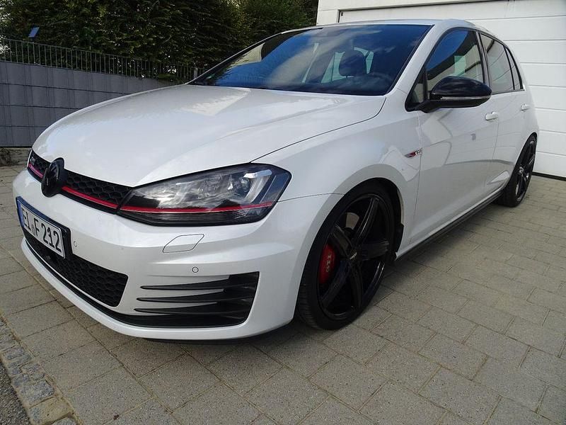 Weiß Gebraucht 2013 VW Golf VII GTI Limousine | 15.900 € (Fairer Preis) - Bild 1/4