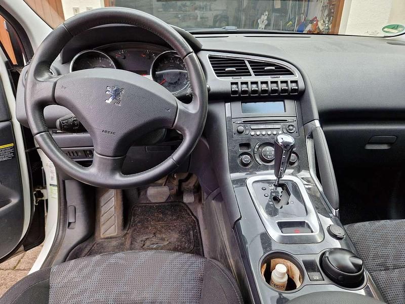 Gebraucht Peugeot 3008 163 PS (119 kW) 2010 Weiß Kombi