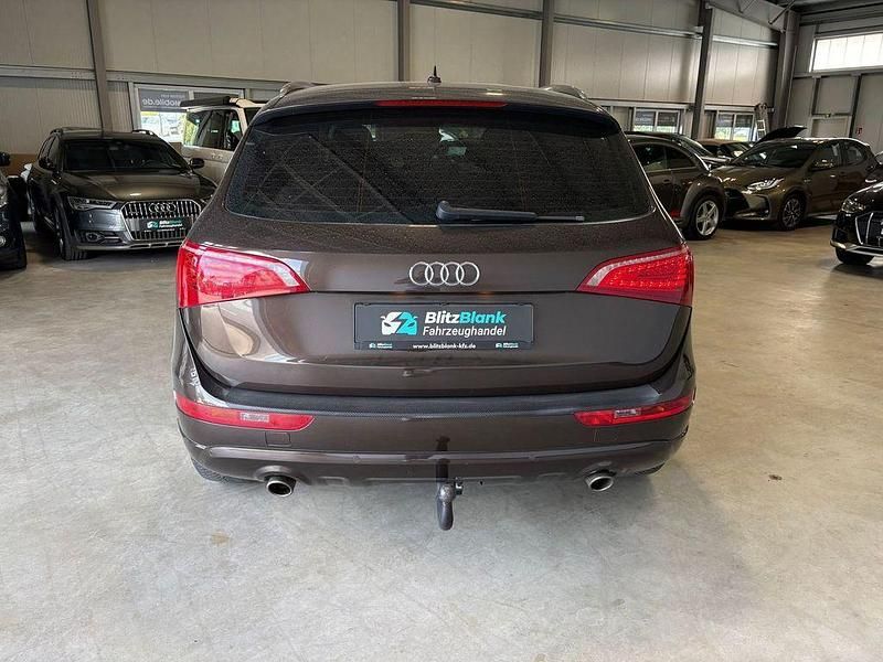Gebraucht Audi Q5 Ambiente 239 PS (175 kW) 2011 Braun SUV