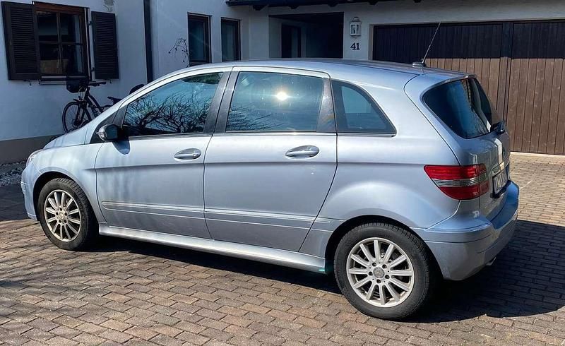 Gebraucht Mercedes B200 136 PS (100 kW) 2008 Van / Kleinbus