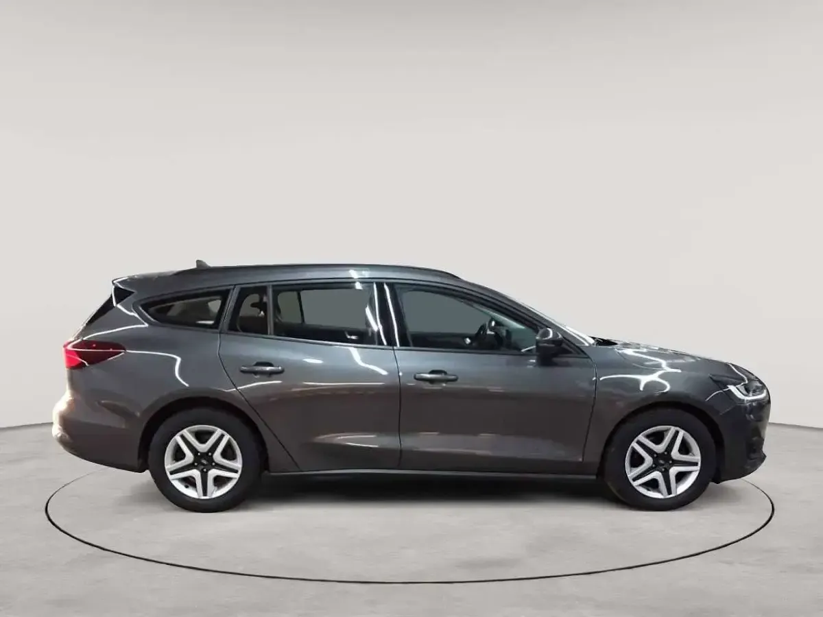 Gebraucht Ford Focus Cool & Connect 120 PS (88 kW) 2022 Magnetic grau metallic Kombi