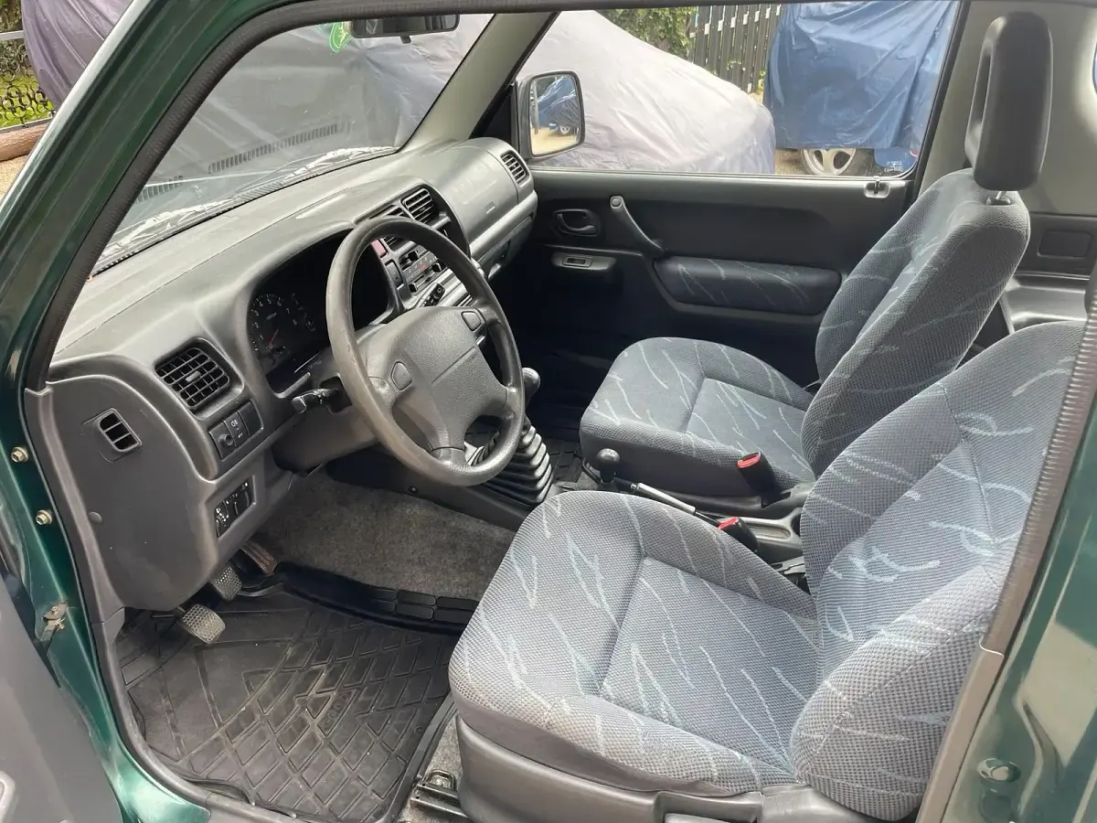Gebraucht Suzuki Jimny 82 PS (60 kW) 2002 Grün SUV