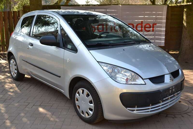 Haagsilber (m) Gebraucht 2005 Mitsubishi Colt Inform Kleinwagen | 2.200 € (Fairer Preis) - Bild 1/4
