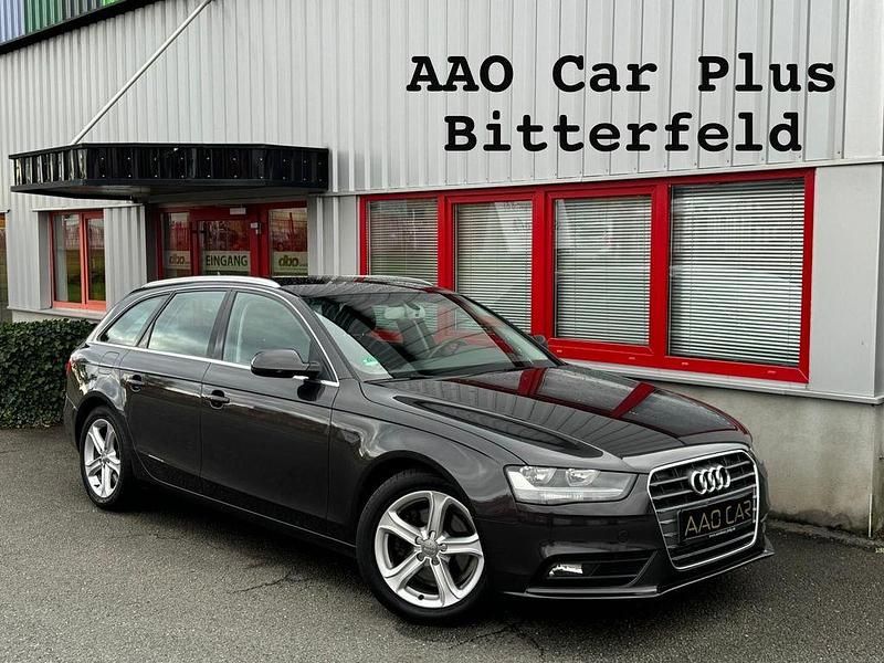 Grau Gebraucht 2012 Audi A4 Ambiente Limousine | 8.999 € (Fairer Preis) - Bild 1/4