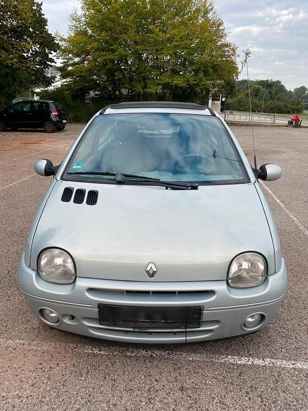 Silber Gebraucht 2005 Renault Twingo Kleinwagen | 699 € - Bild 1/4