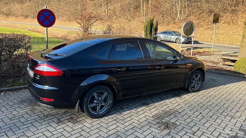 Gebraucht Ford Mondeo 140 PS (102 kW) 2008 Limousine