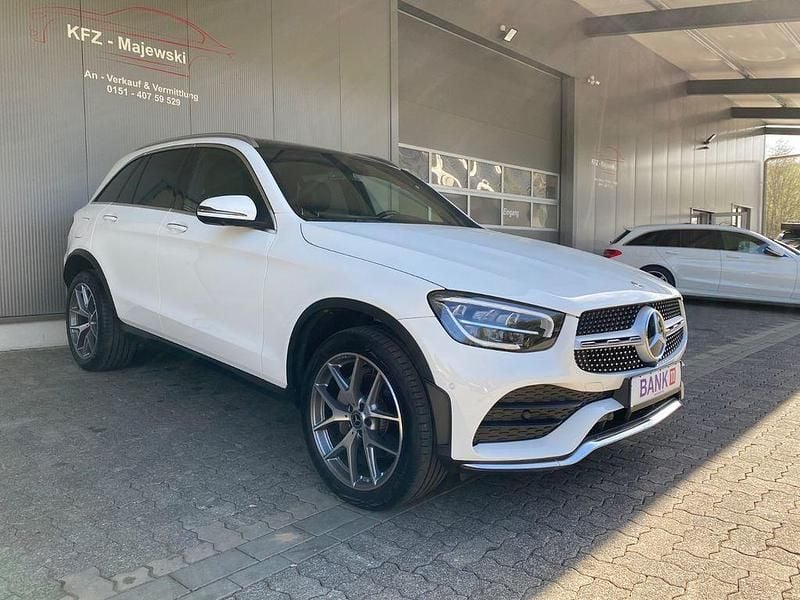 Gebraucht Mercedes GLC300 258 PS (189 kW) 2021 Weiß SUV