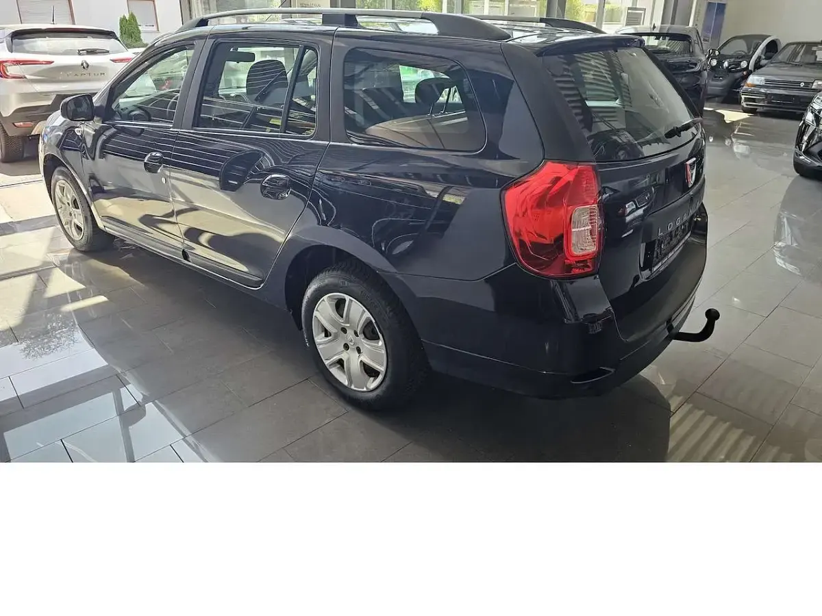 Gebraucht Dacia Logan Lauréate 90 PS (66 kW) 2018 Blau Kombi