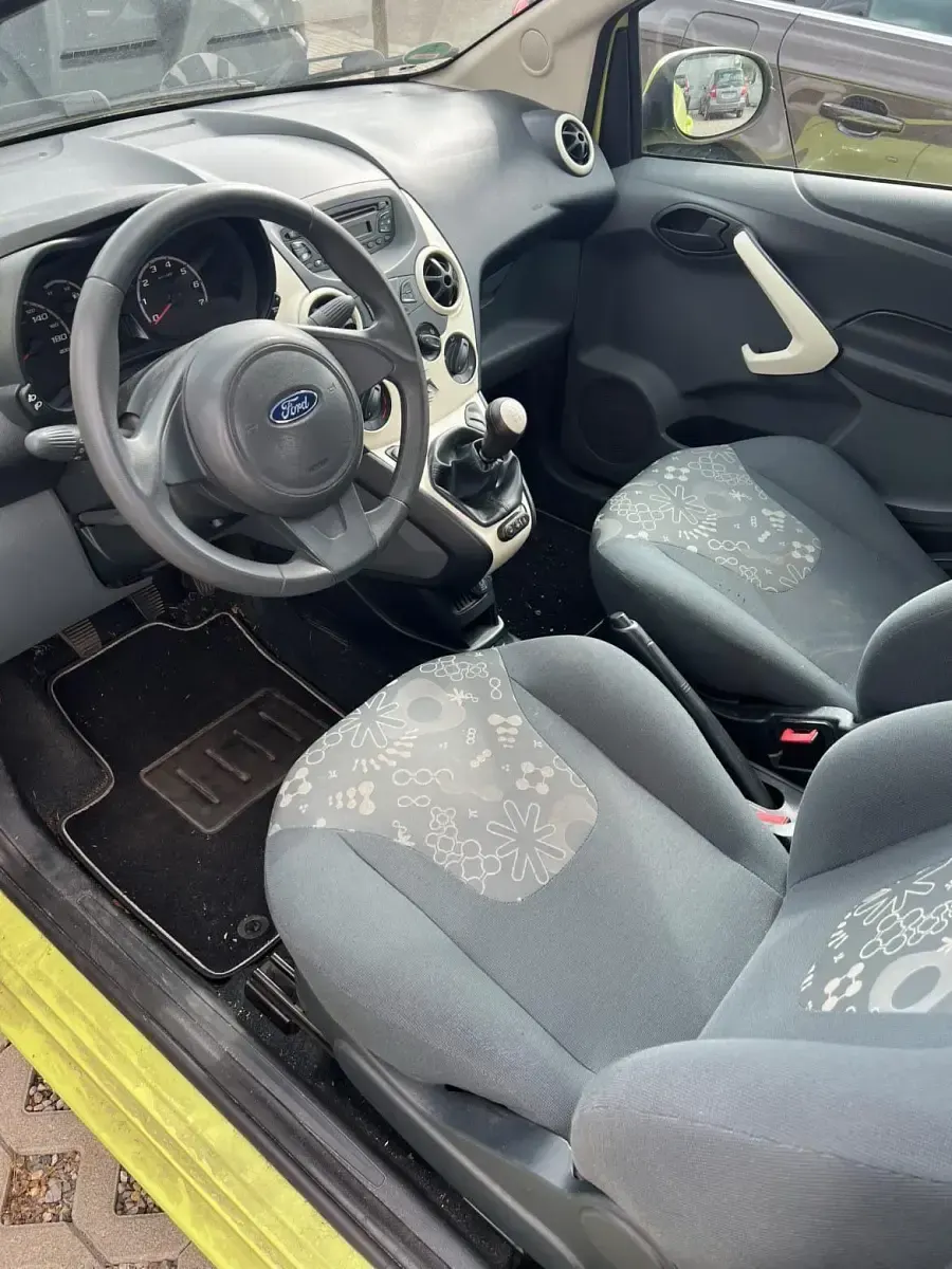 Gebraucht Ford Ka Trend 51 PS (37 kW) 2010 Grün Kleinwagen