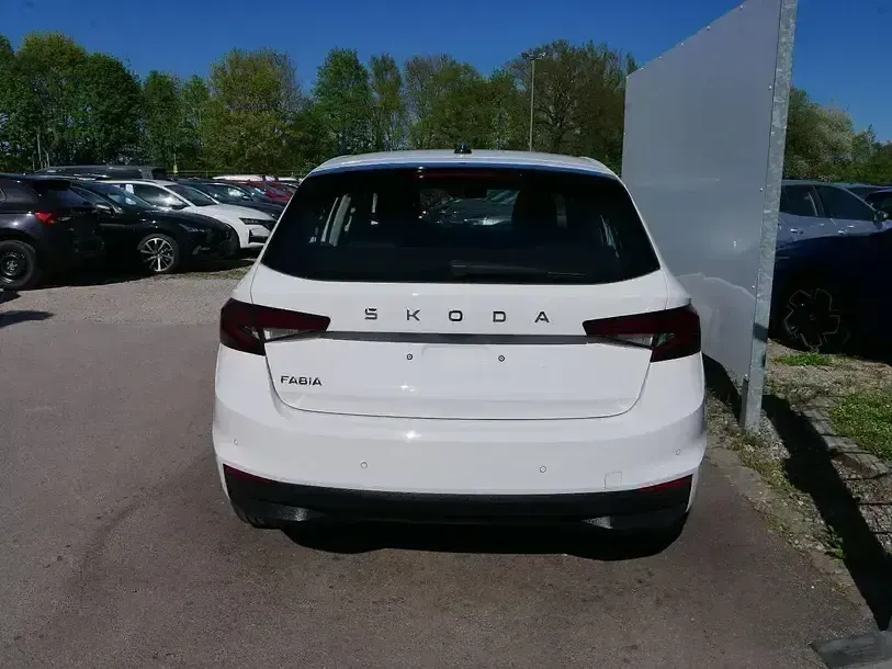 Ny Skoda Fabia Selection 116 HK (85 kW) 2026 Hvid Hatchback