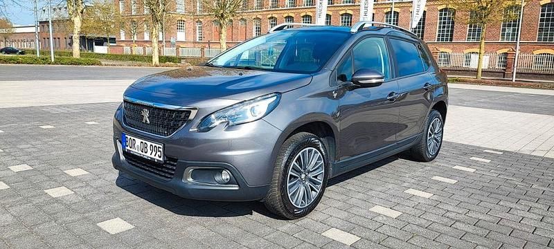 Gebraucht Peugeot 2008 Active 82 PS (60 kW) 2017 Grau SUV