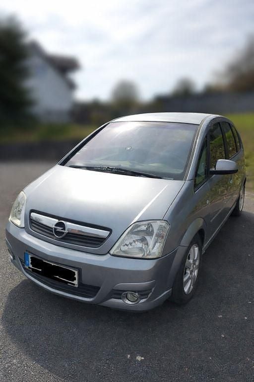 Gebraucht Opel Meriva 101 PS (74 kW) 2006 Silber Van / Kleinbus