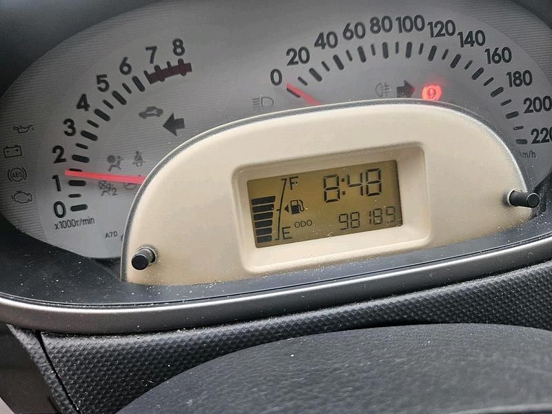 Gebraucht Daihatsu Sirion 70 PS (51 kW) 2007 Rot Kleinwagen