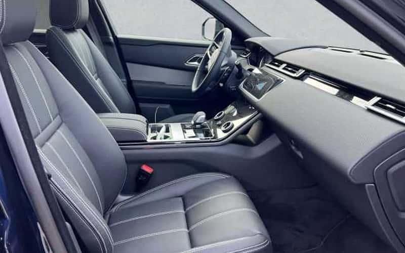 Gebraucht Land Rover Range Rover Velar SE Dynamic 304 PS (223 kW) 2024 Portofinoblue metallic SUV