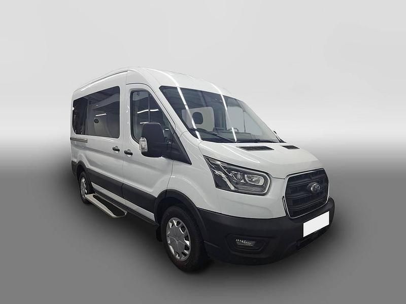 Gebraucht Ford Transit Trend 131 PS (96 kW) 2020 Weiß Van / Kleinbus