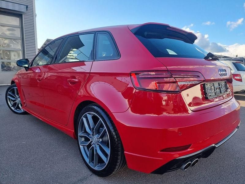 Gebraucht Audi A3 S-Line 190 PS (139 kW) 2019 Rot Limousine