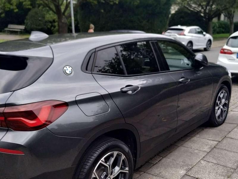 Gebraucht BMW X2 Advantage 140 PS (102 kW) 2020 Grau SUV