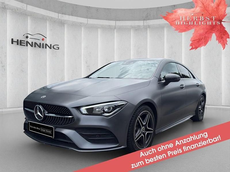 Gelb Gebraucht 2022 Mercedes CLA200 AMG Coupé | 35.280 € (Etwas zu teuer) - Bild 1/4