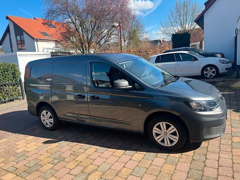 Gebraucht VW Caddy Maxi 102 PS (75 kW) 2021 Grau Van / Kleinbus
