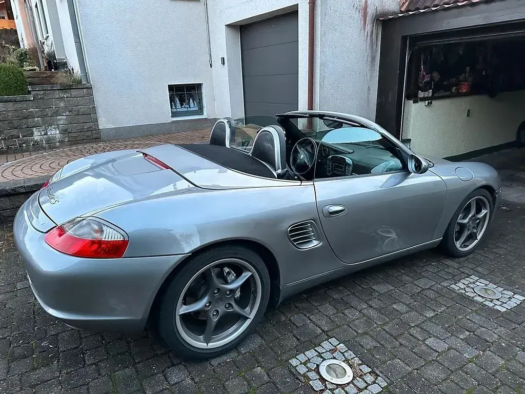 Gebraucht Porsche Boxster 266 PS (195 kW) 2004 Silber Cabrio