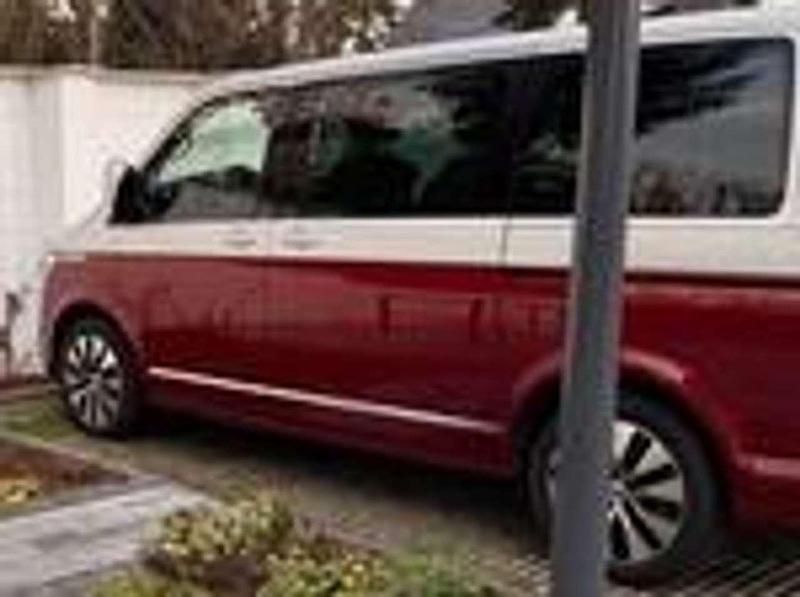 Gebraucht VW Transporter 199 PS (146 kW) 2019 Rot Van